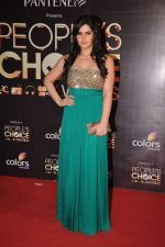 Zarine Khan at People_s Choice Awards in Mumbai on 27th Oct 2012 (39).JPG